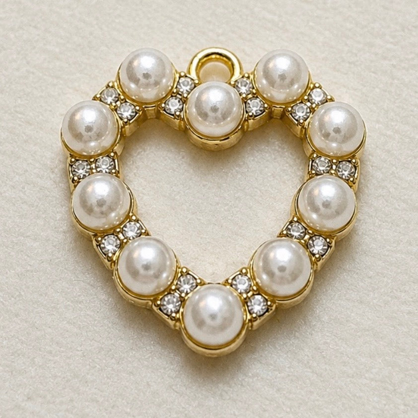Charms - Pearl Heart