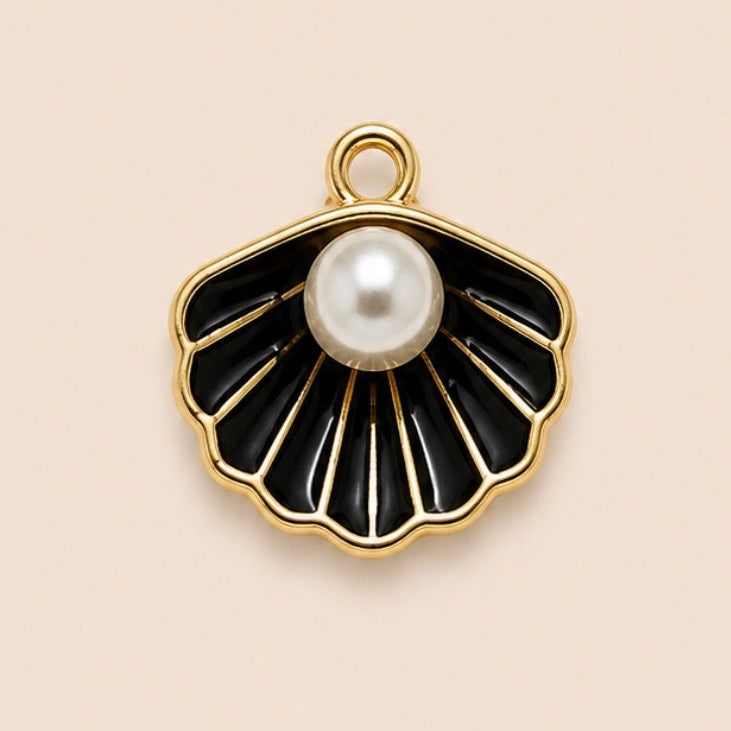 Charms - Scallop Shell