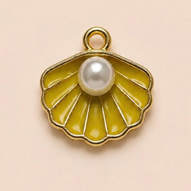 Charms - Scallop Shell