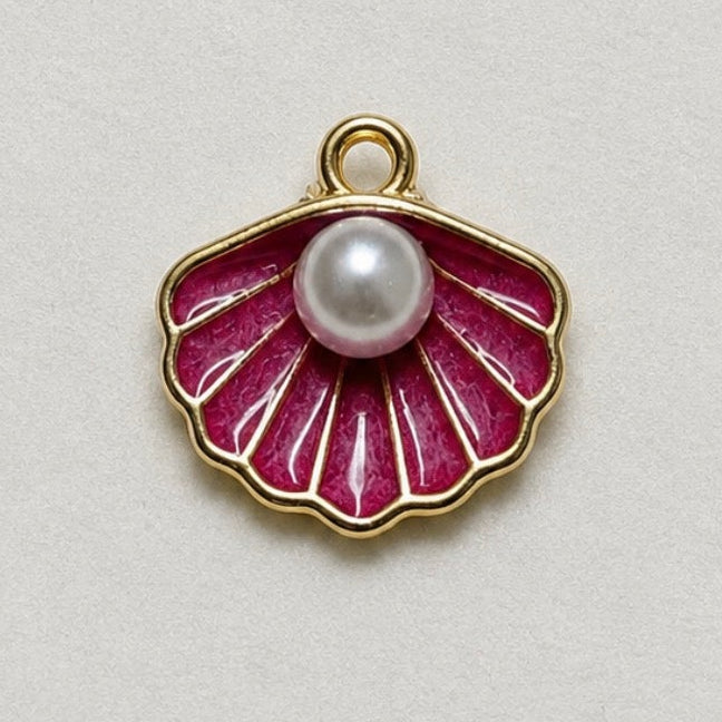 Charms - Scallop Shell