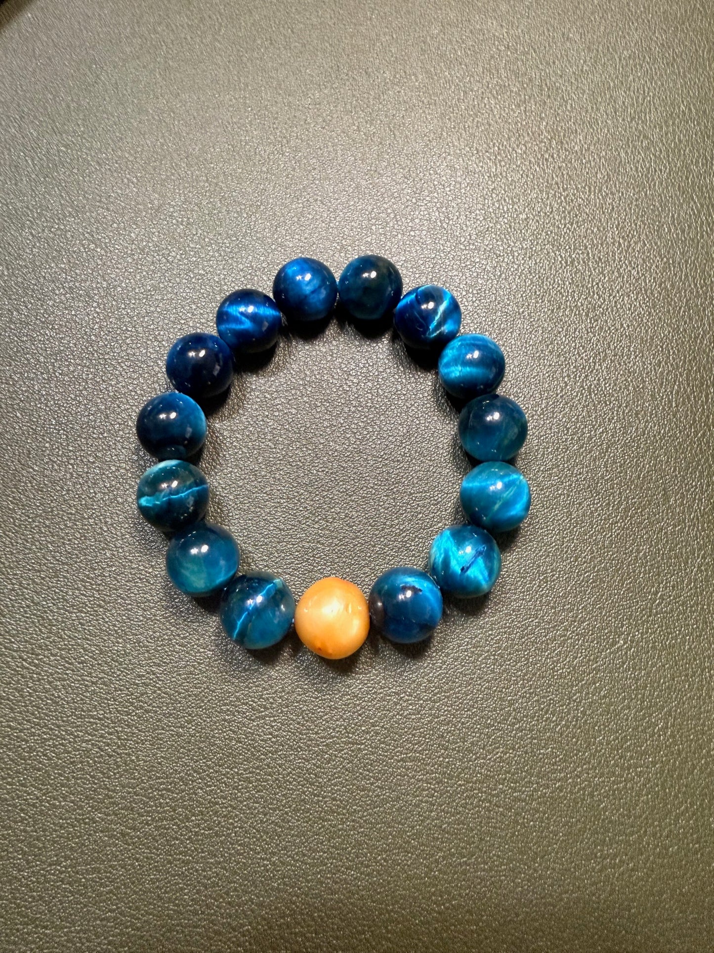 Blue Tiger Eye with Golden Edison Pearl Bracelet