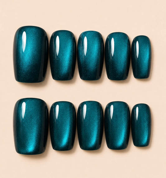 Mystique | Small