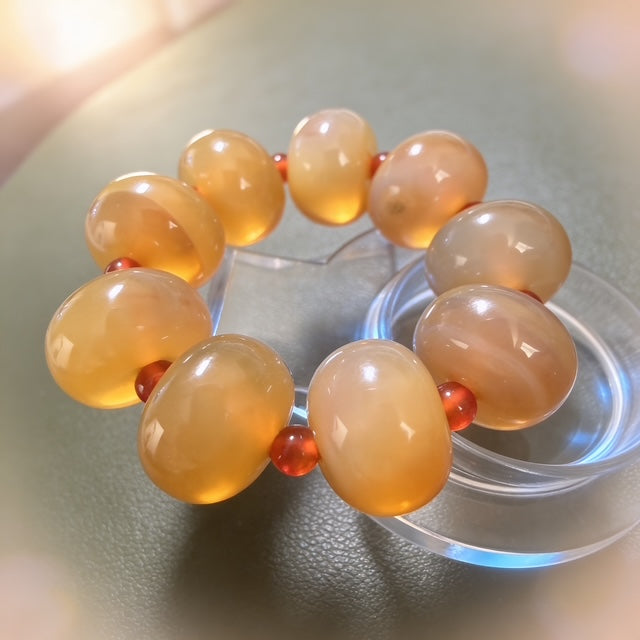 Sunlit Agate Bracelet
